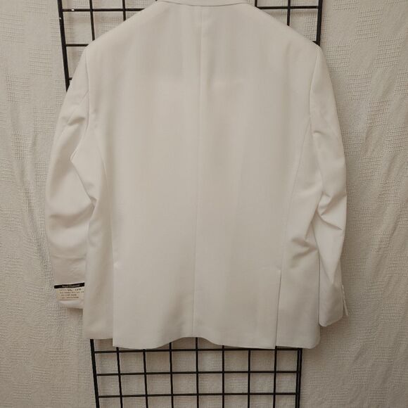 MEN'S ROYAL DIAMOND WHITE 2 PIECE CLASSIC SUIT 50L. - Picture 3 of 16